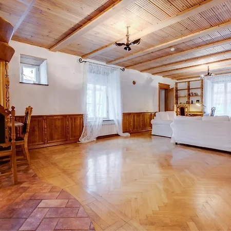 Luxury With Sauna By Rikas Apartment *